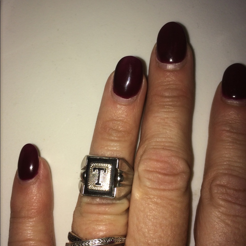 T men’s Signet pinky ring 6 1/2